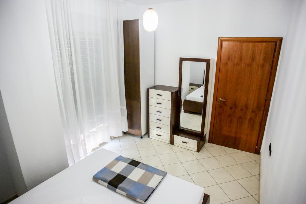 Adriatic Apartments Albania Дуррес Екстер'єр фото